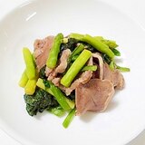 豚タンと小松菜とアスパラの炒め物